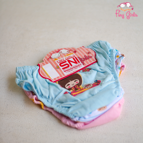 FINY GIRLS [1 Box = 3 Pcs] - Celana Dalam Anak Perempuan [2- 13 tahun]  / Kimono