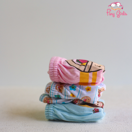 FINY GIRLS [1 Box = 3 Pcs] - Celana Dalam Anak Perempuan [2- 13 tahun]  / Kimono